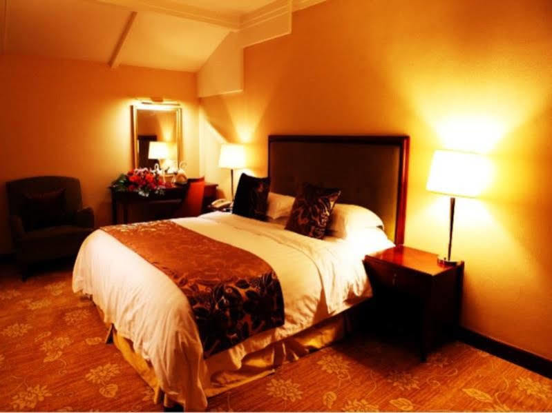 Moonstar Hotel Ya'an Εξωτερικό φωτογραφία